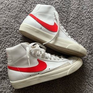 Size 6 Nike Blazers